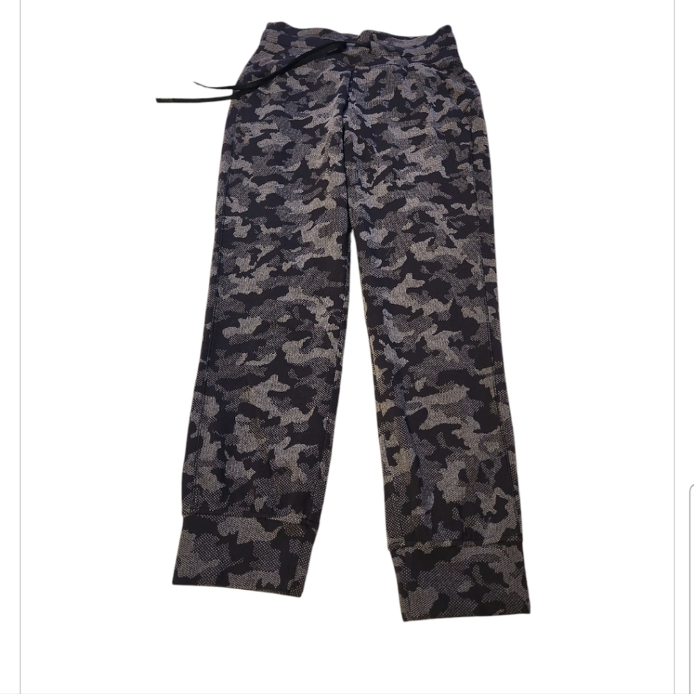 Lululemon Ready To Rulu Jogger Crop Camo
